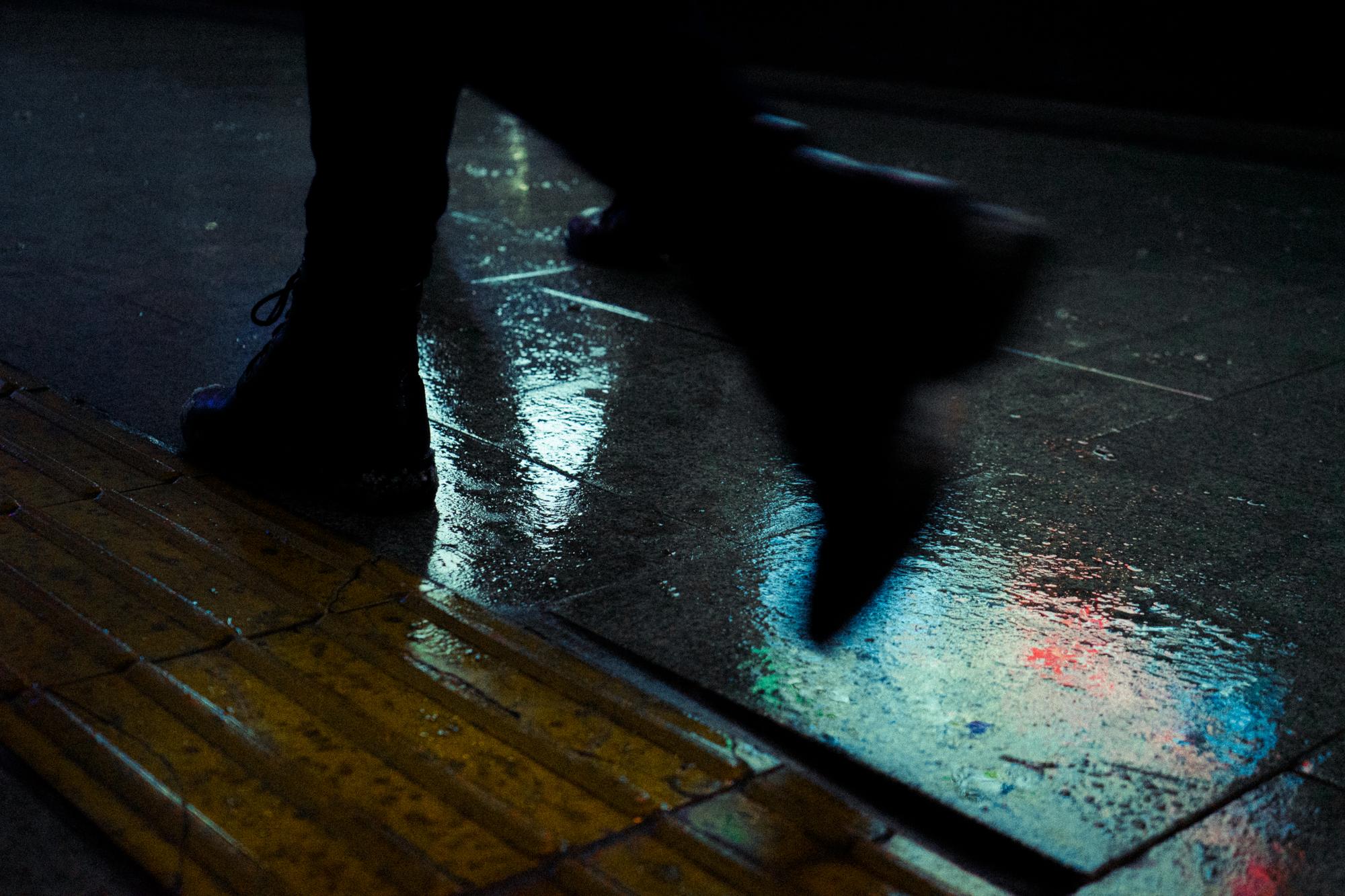 Nighttime slip hazard on a wet walkway — Roseville slip and fall lawyers