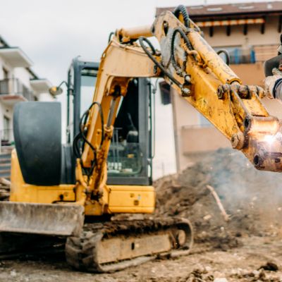 Defective Construction Equipment Accident Attorney Roseville CA - Gingery Hammer Schneiderman LLP