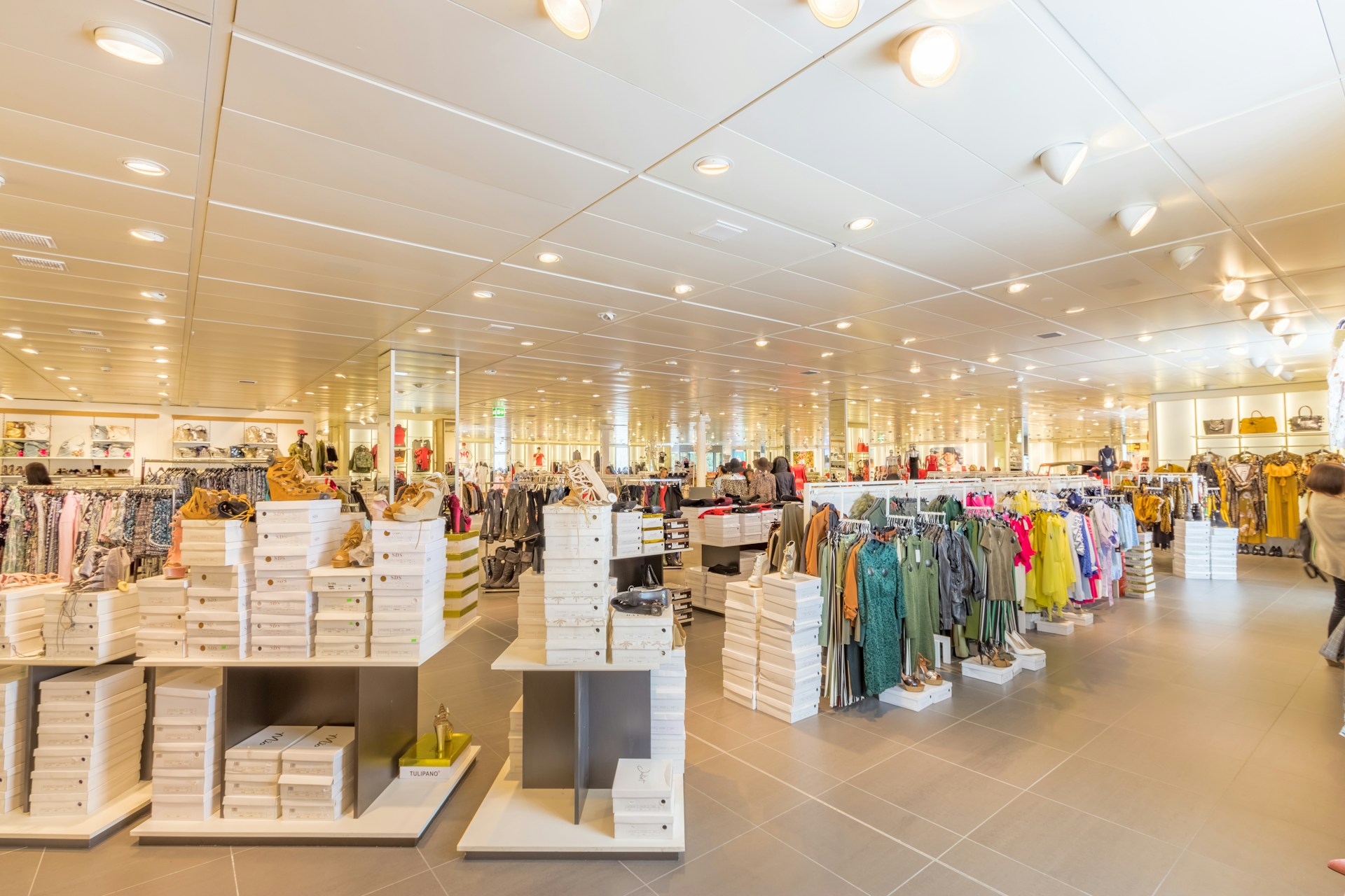 shopping center